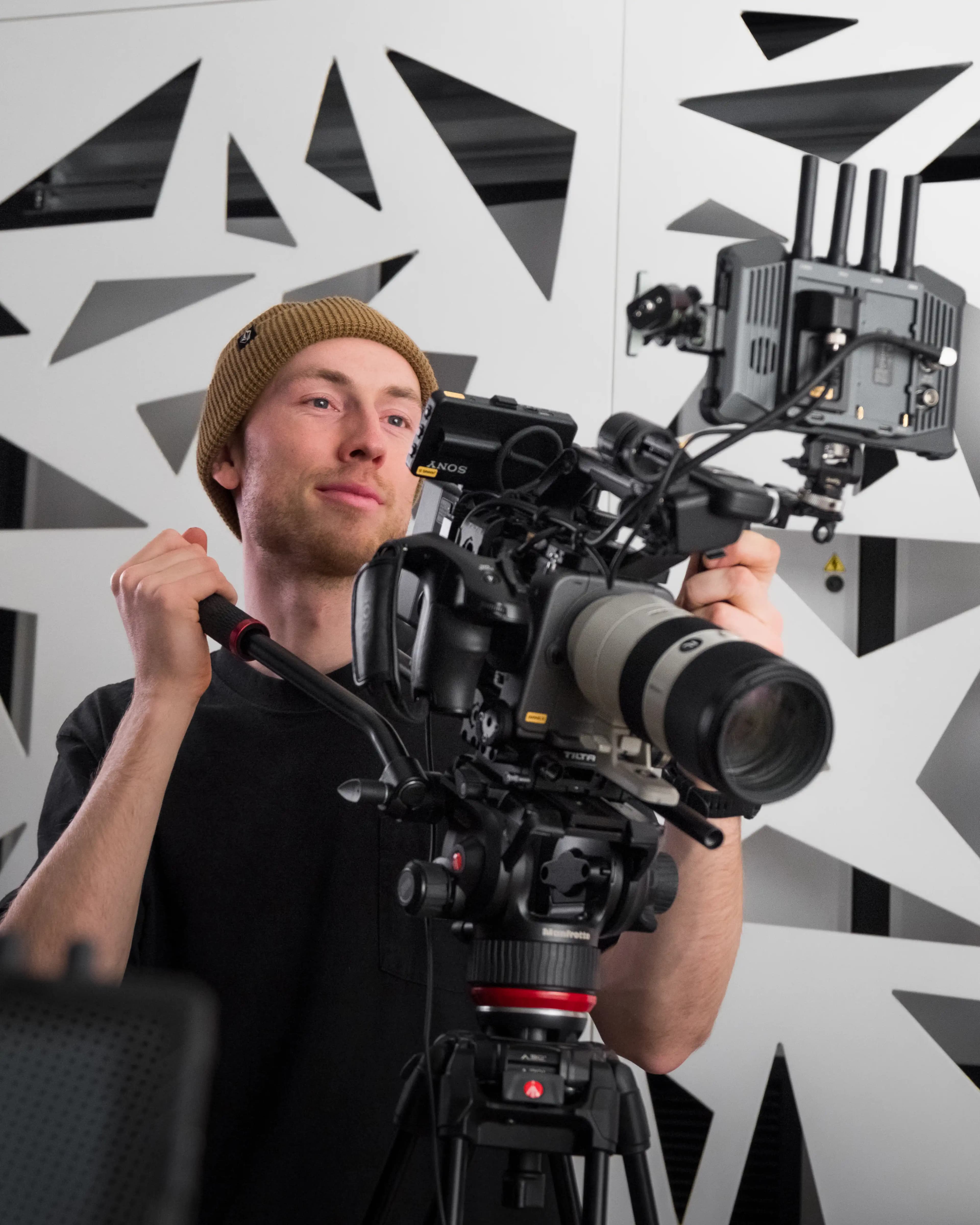 Ole Diebold, Inhaber Vista-Werk, bei der Videoproduktion in Köln
